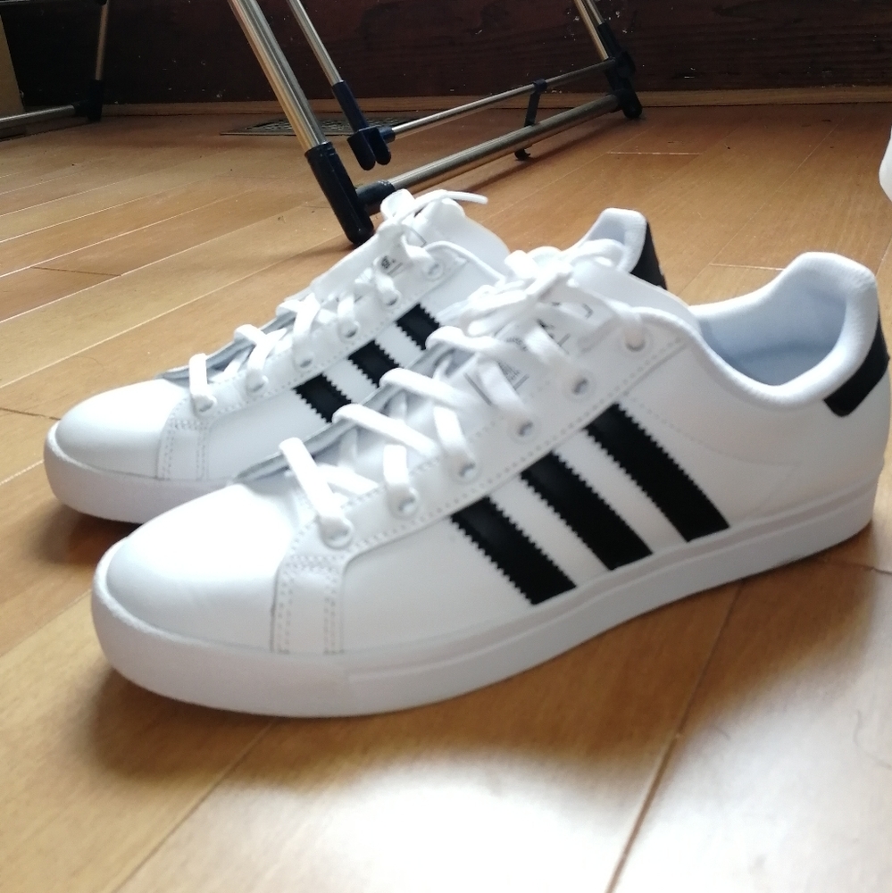 ADIDAS Coast Star J Walking Shoes White Sneakers Sportswear Leather EE9698 - Picture 3 of 14